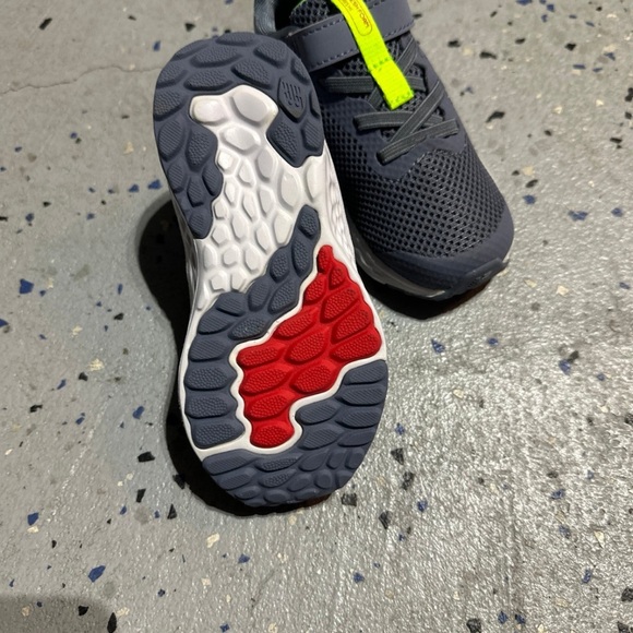 New balance toddler sneakers. - Picture 2 of 3